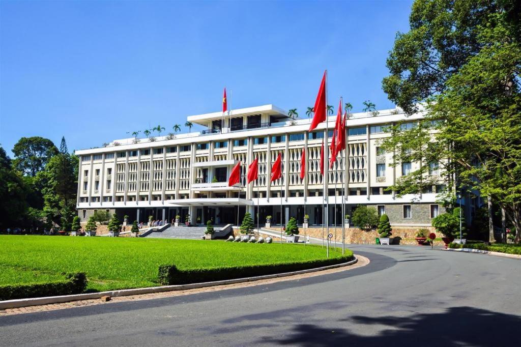 Grand Silverland Hotel Ho Chi Minh City Exterior photo