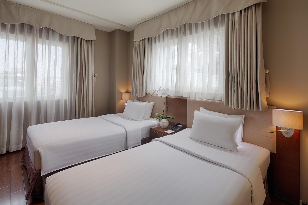 Grand Silverland Hotel Ho Chi Minh City Exterior photo