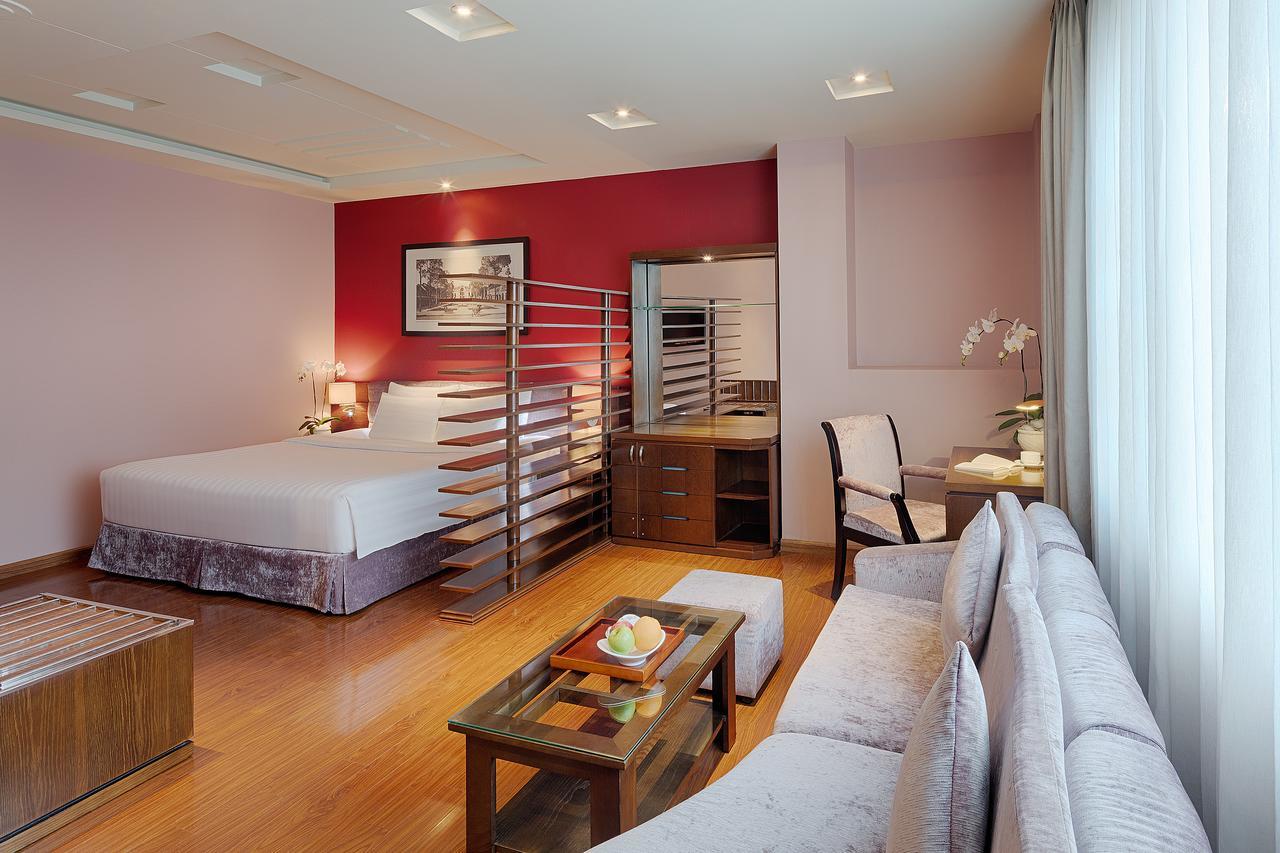 Grand Silverland Hotel Ho Chi Minh City Exterior photo
