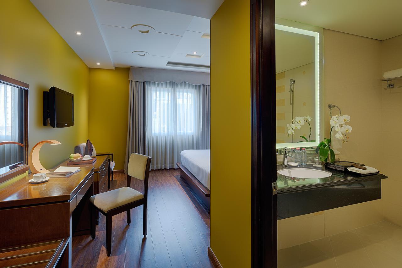 Grand Silverland Hotel Ho Chi Minh City Exterior photo