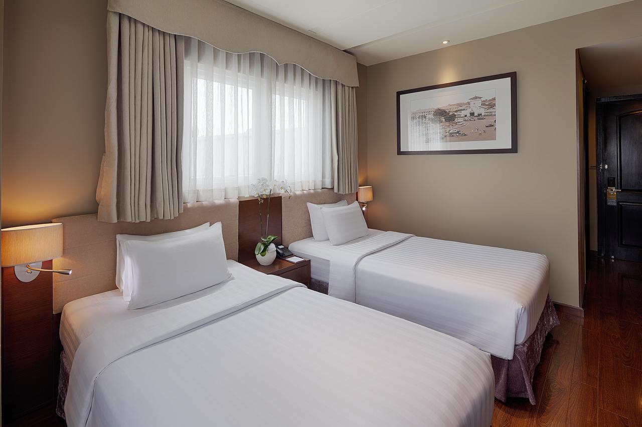 Grand Silverland Hotel Ho Chi Minh City Exterior photo