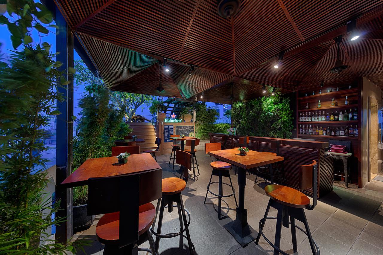 Grand Silverland Hotel Ho Chi Minh City Exterior photo