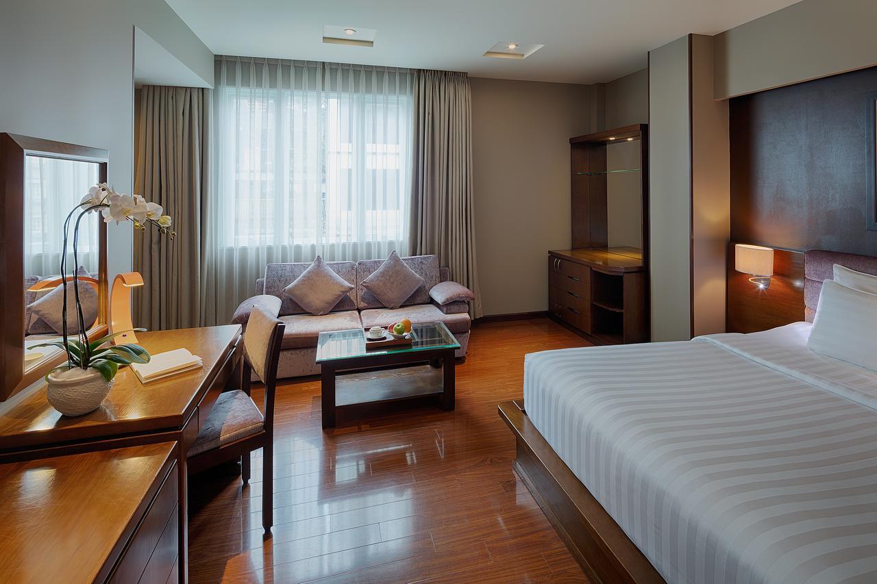 Grand Silverland Hotel Ho Chi Minh City Exterior photo