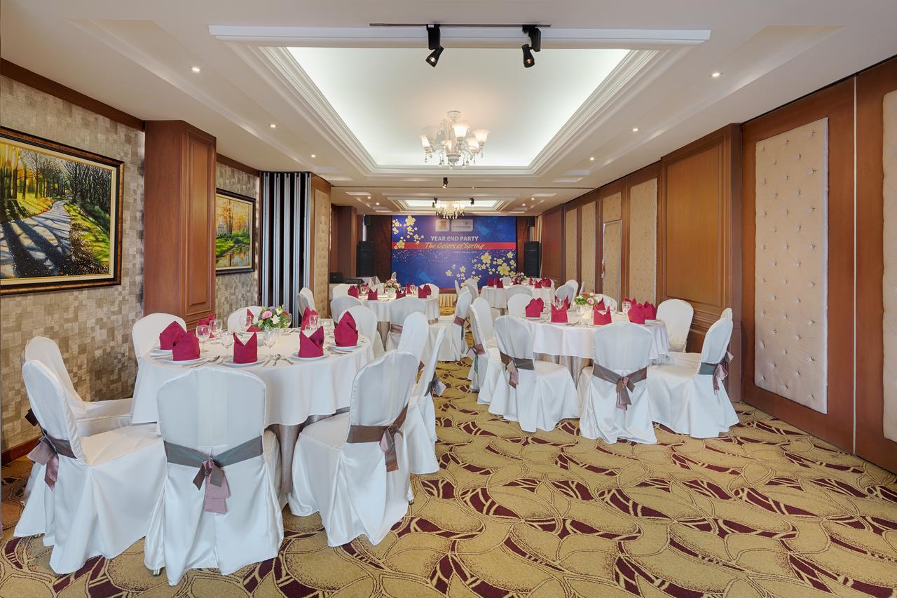 Grand Silverland Hotel Ho Chi Minh City Exterior photo